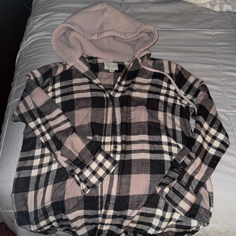 american eagle flannel w hoodie!